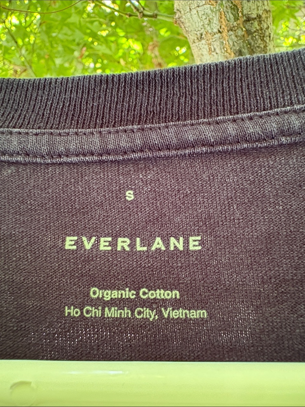 Everlane Men's Short-Sleeve Crew T-Shirt — navy - Picture 2 of 4